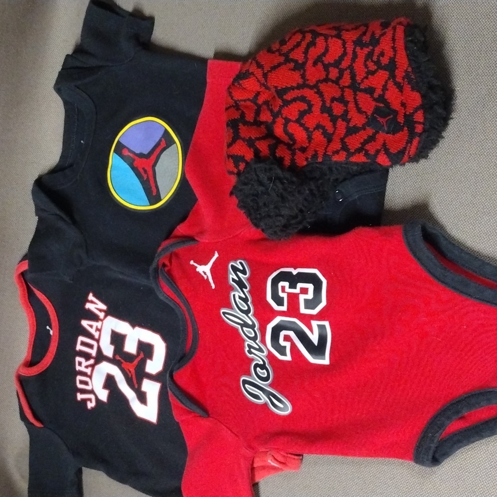 4 pc Jordan infant item Bundle